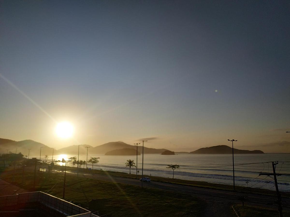 Ap Frente Para O Mar คารากัวตาตูบา ภายนอก รูปภาพ
